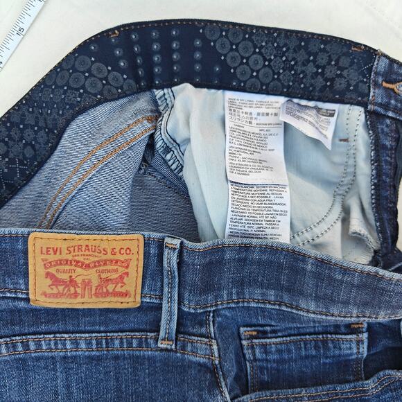 Levi’s 525 Perfectly Straight Dark Wash Jeans Women’s Size 8 W29 L32 - Picture 5 of 7